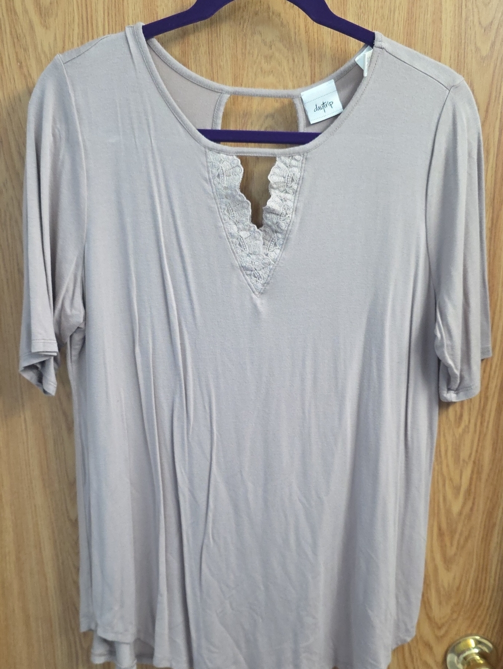 Women's Lace-Trim Short Sleeve Top — Taupe
